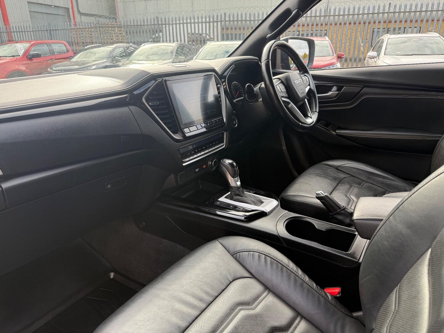 Used Isuzu D-Max 2023 for sale - 76295048: Photo 12