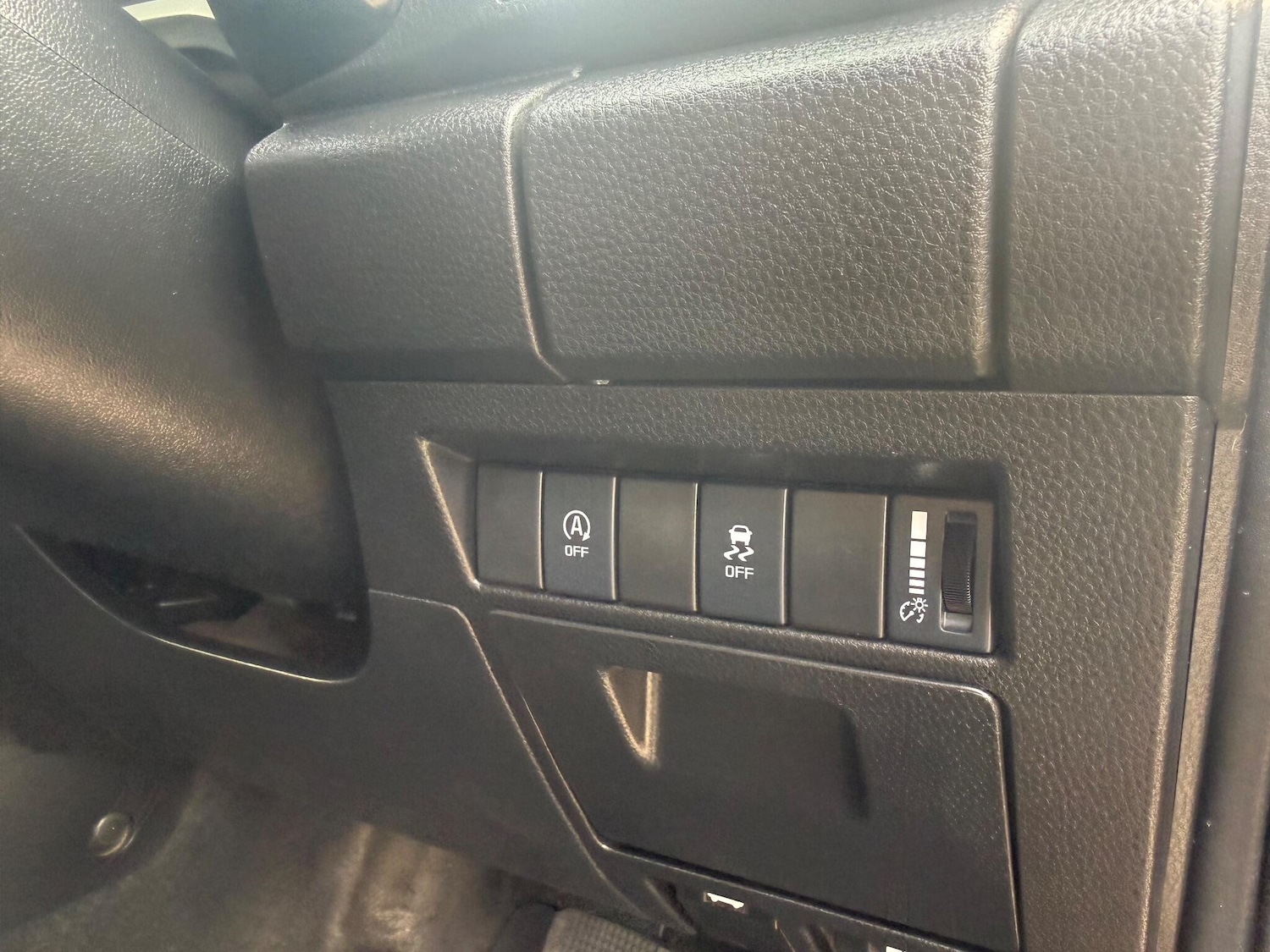 Used Isuzu D-Max 2023 for sale - 76295048: Photo 18