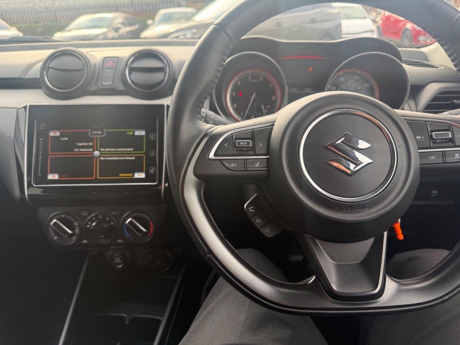 Used Suzuki Swift 2024 for sale - 77510524: Photo 15