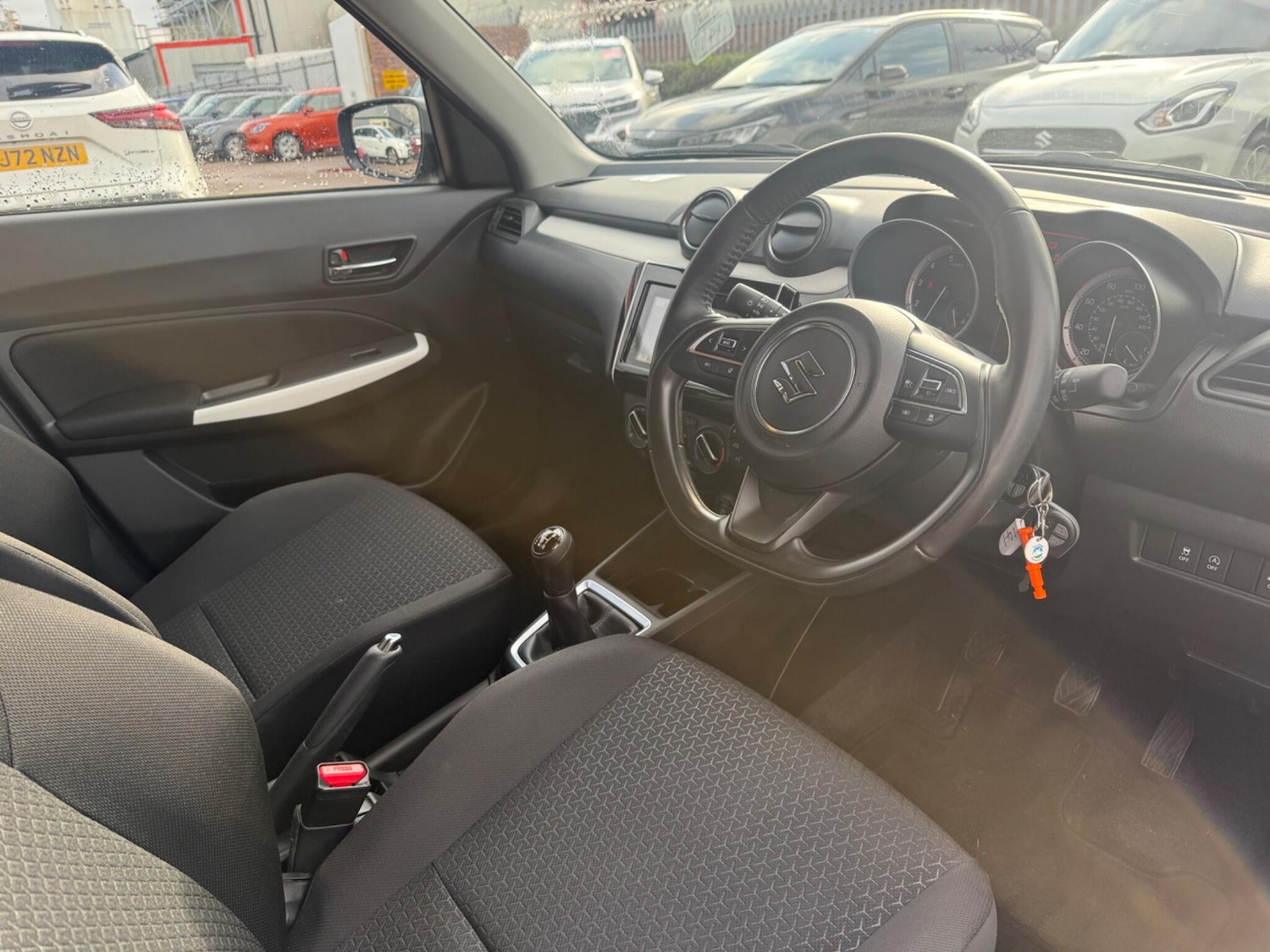 Used Suzuki Swift 2024 for sale - 77510524: Photo 17