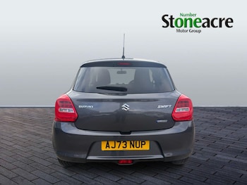 Used Suzuki Swift 2024 for sale - 77510524: Photo