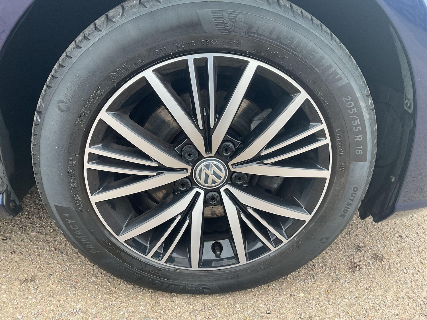 Used Volkswagen Golf for sale - 77883348: Photo 9