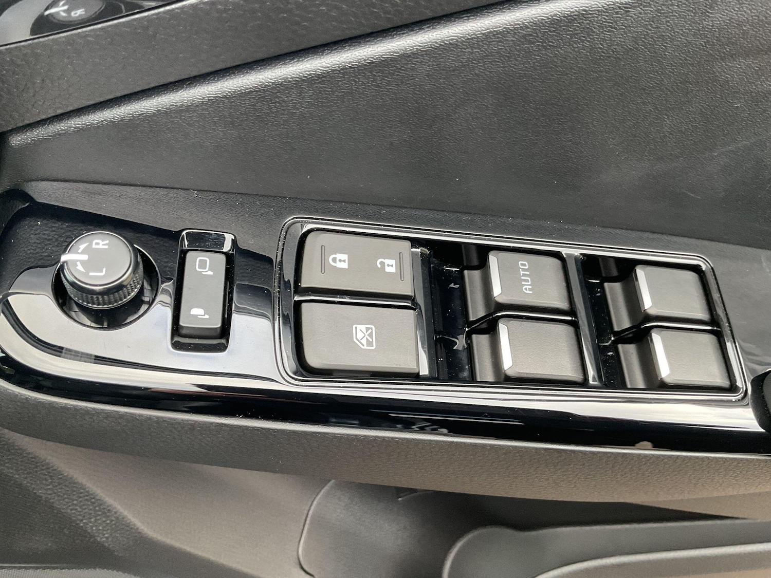 Used Isuzu D-Max for sale - 77892618: Photo 11