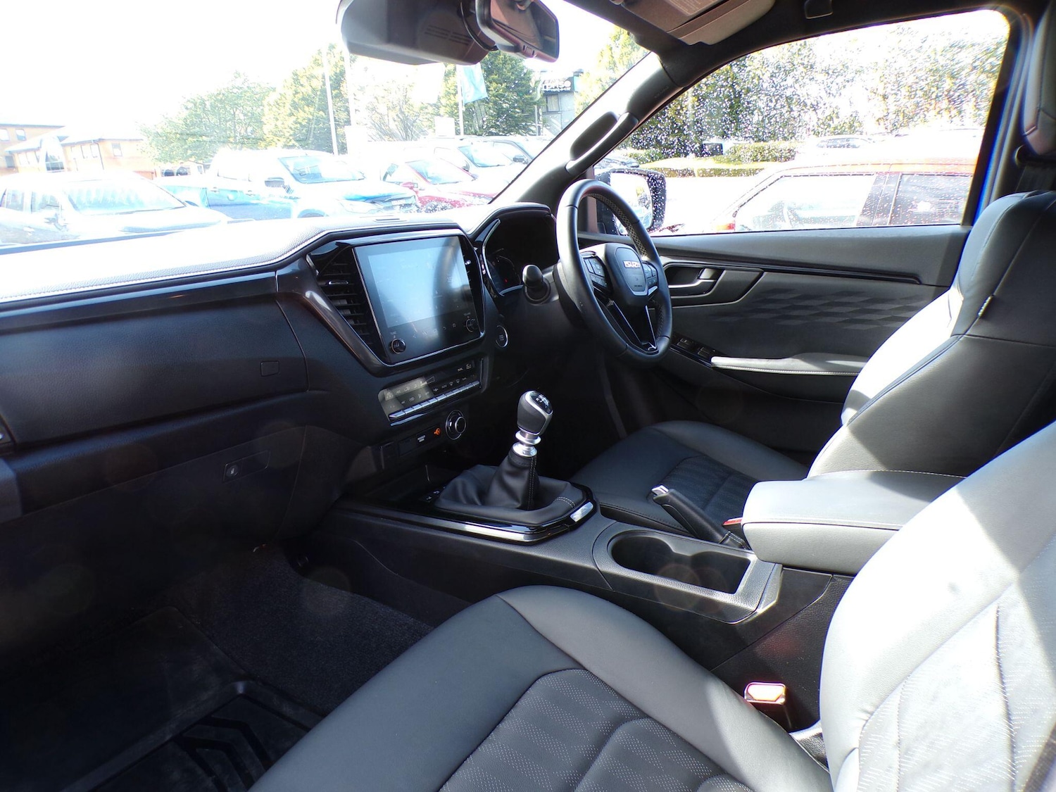Used Isuzu D-Max 2025 for sale - 76020597: Photo 13