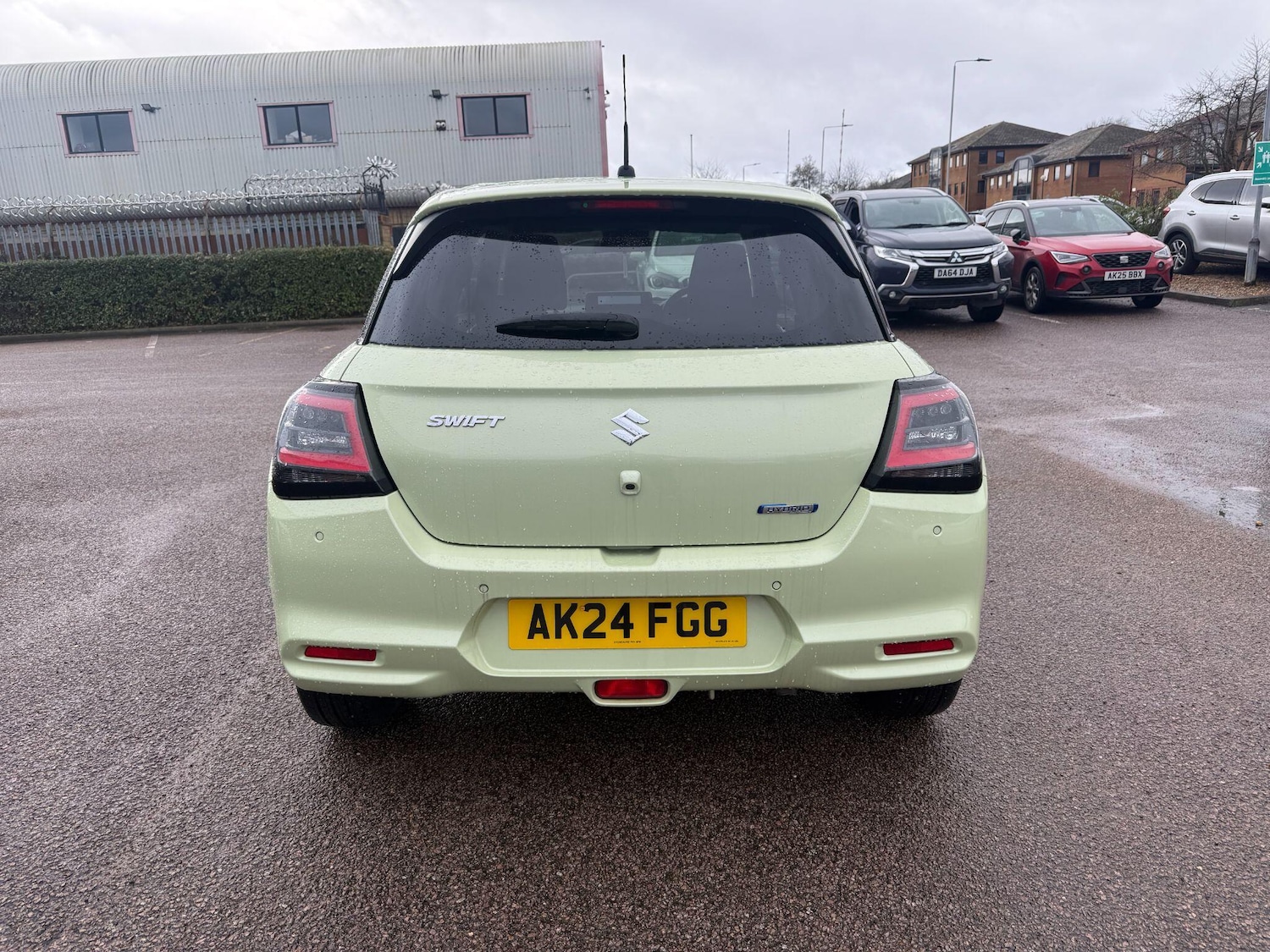 Used Suzuki Swift 2024 for sale - 77625793: Photo 4