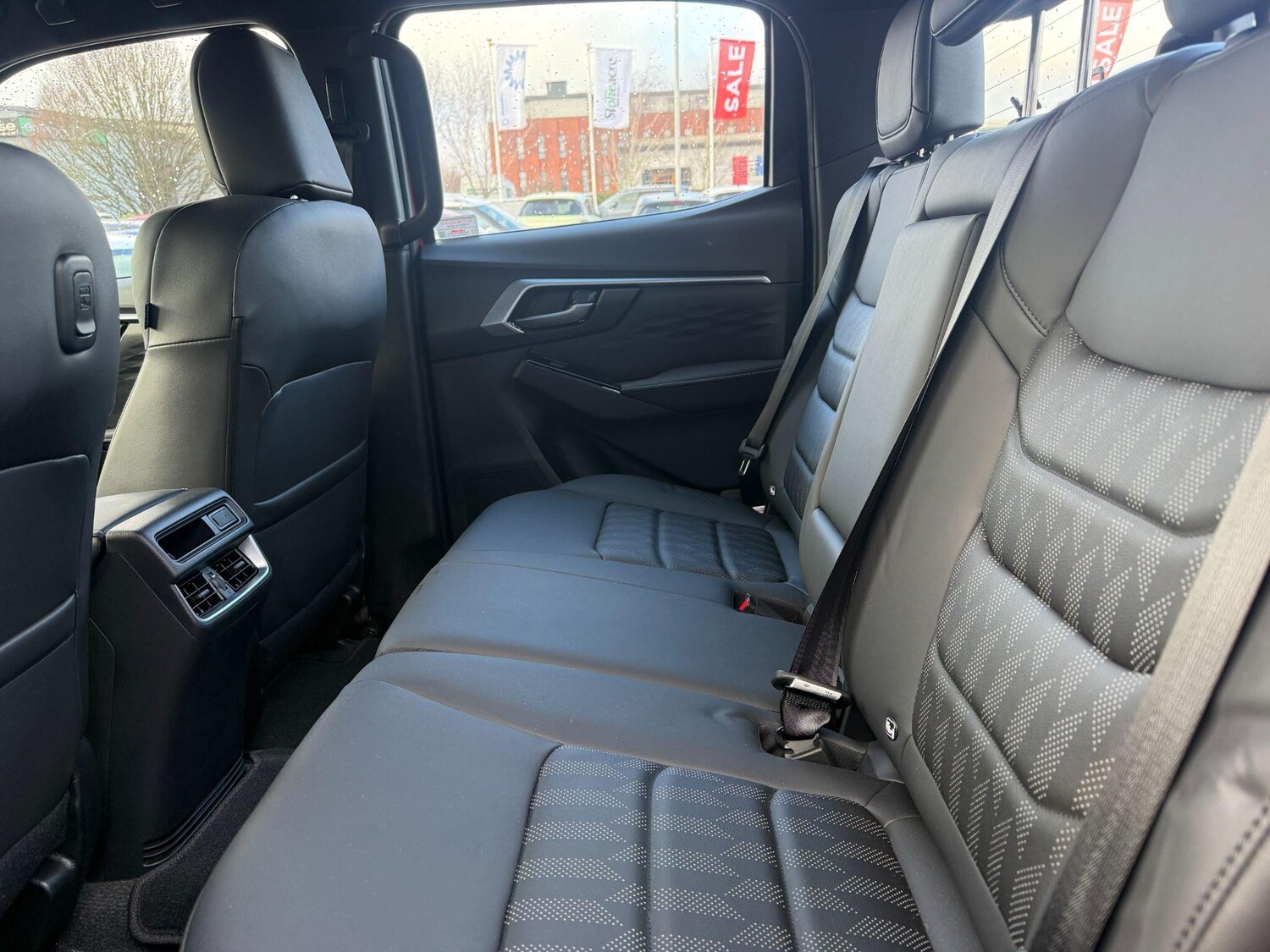 Used Isuzu D-Max 2025 for sale - 77229298: Photo 15