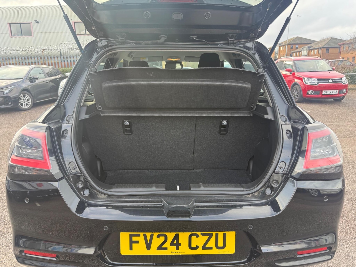 Used Suzuki Swift 2024 for sale - 77509877: Photo 10