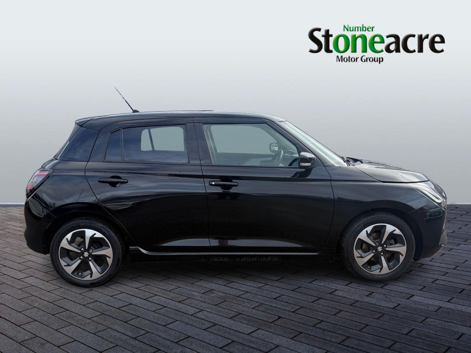 Used Suzuki Swift 2024 for sale - 77509877: Photo 2