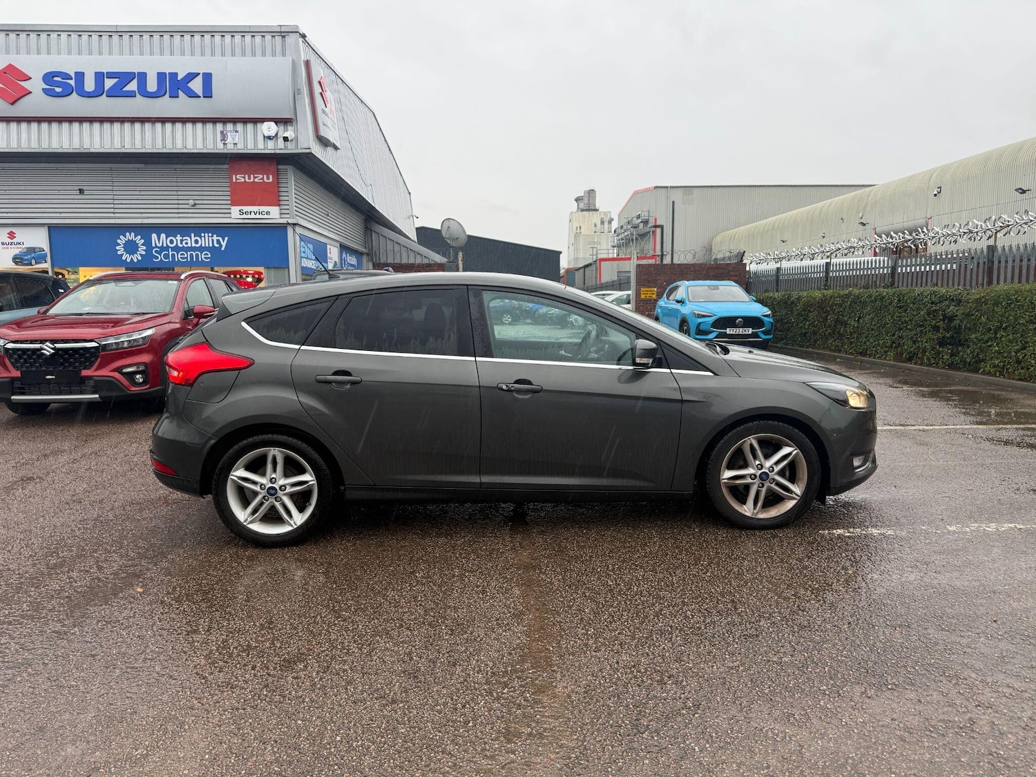 Used Ford Focus 2016 for sale - 76667414: Photo 4