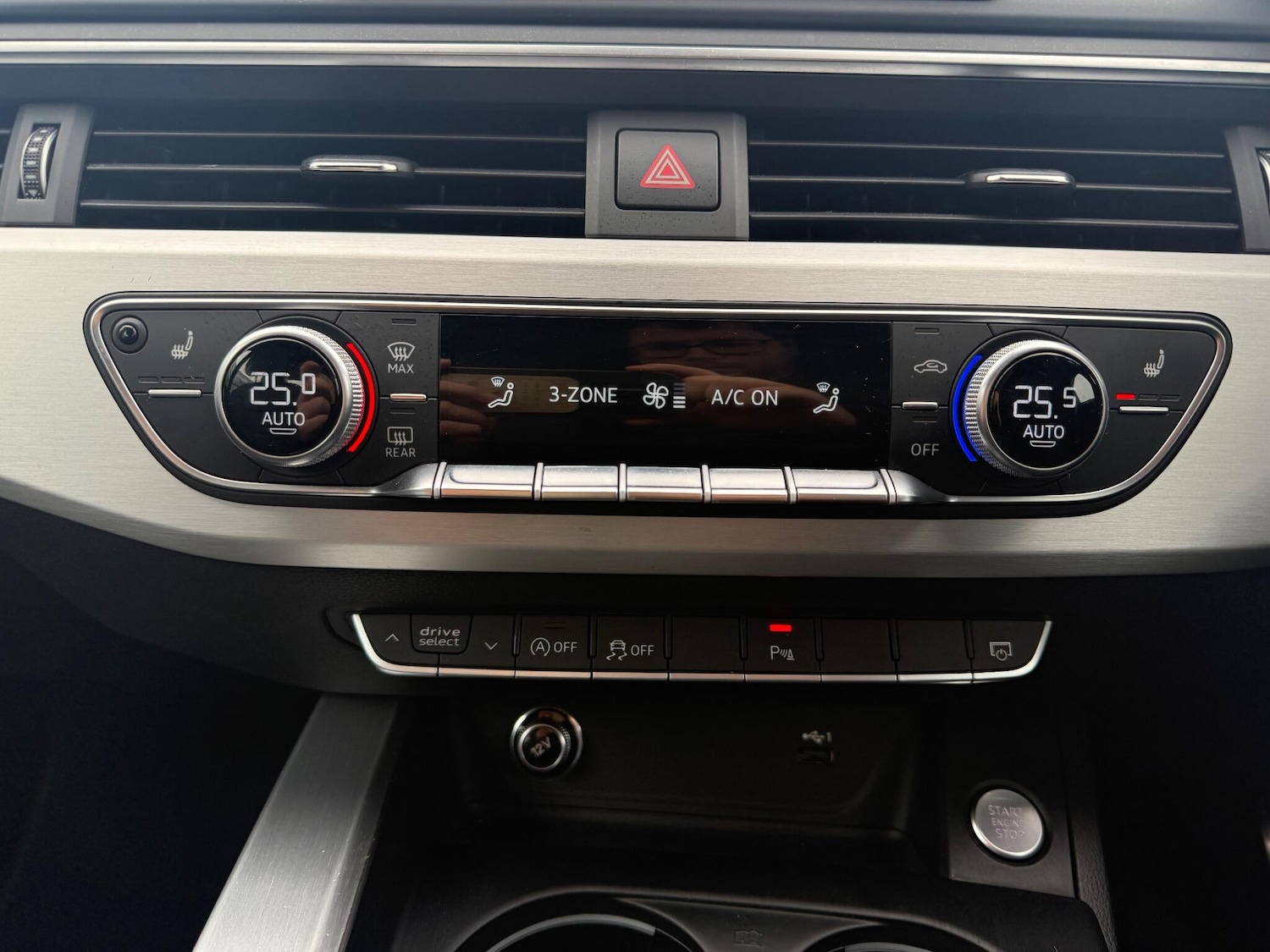 Used Audi A4 2019 for sale - 76360361: Photo 20