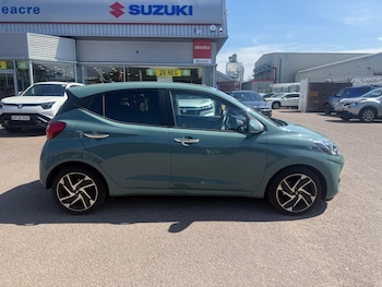 Used Hyundai i10 2023 for sale - 78471661: Photo