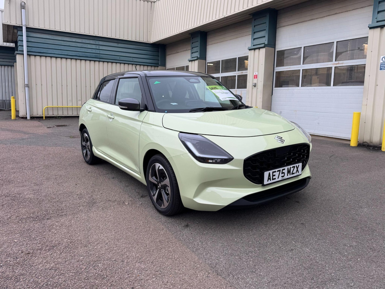 Used Suzuki Swift 2025 for sale - 76499652: Photo 1