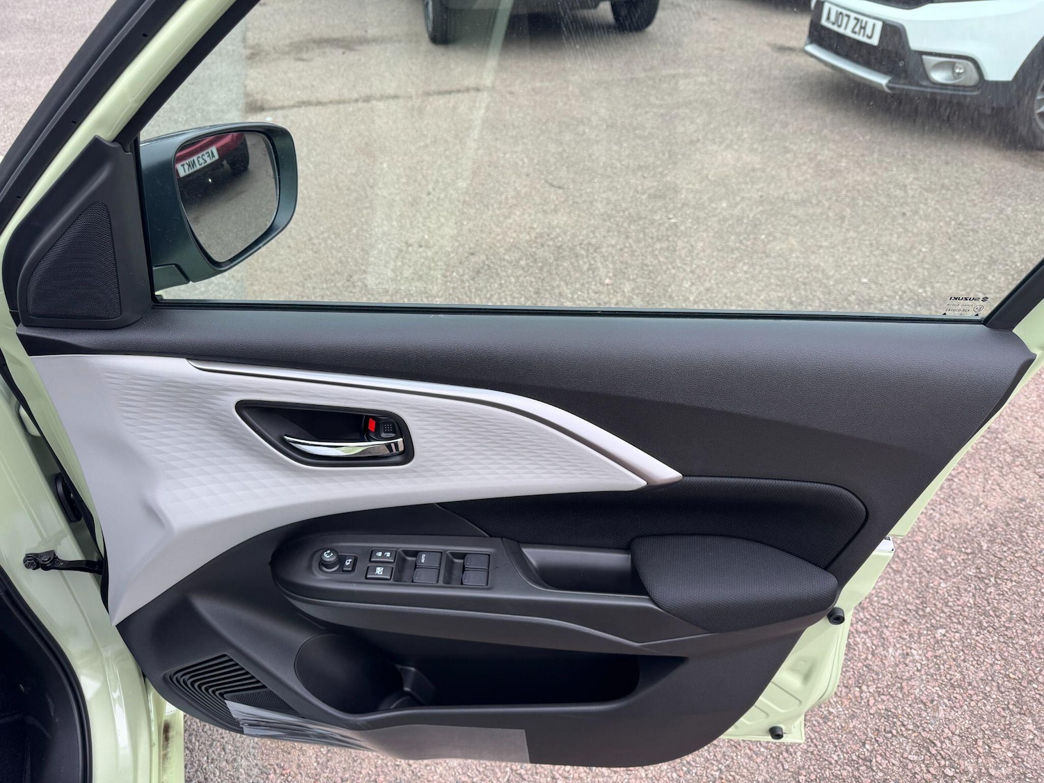 Used Suzuki Swift 2025 for sale - 76499652: Photo 11