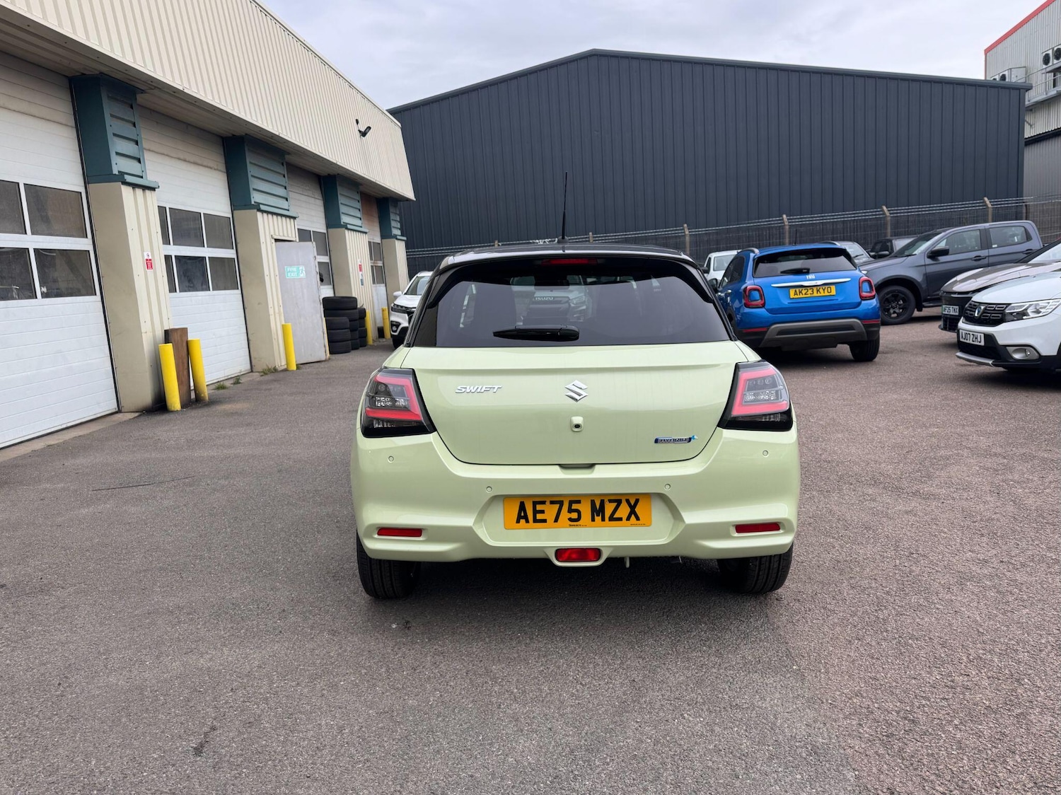 Used Suzuki Swift 2025 for sale - 76499652: Photo 4