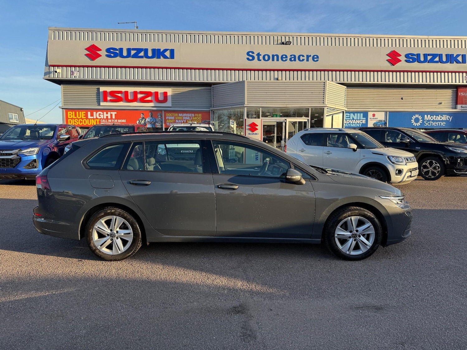 Used Volkswagen Golf 2023 for sale - 76527788: Photo 2