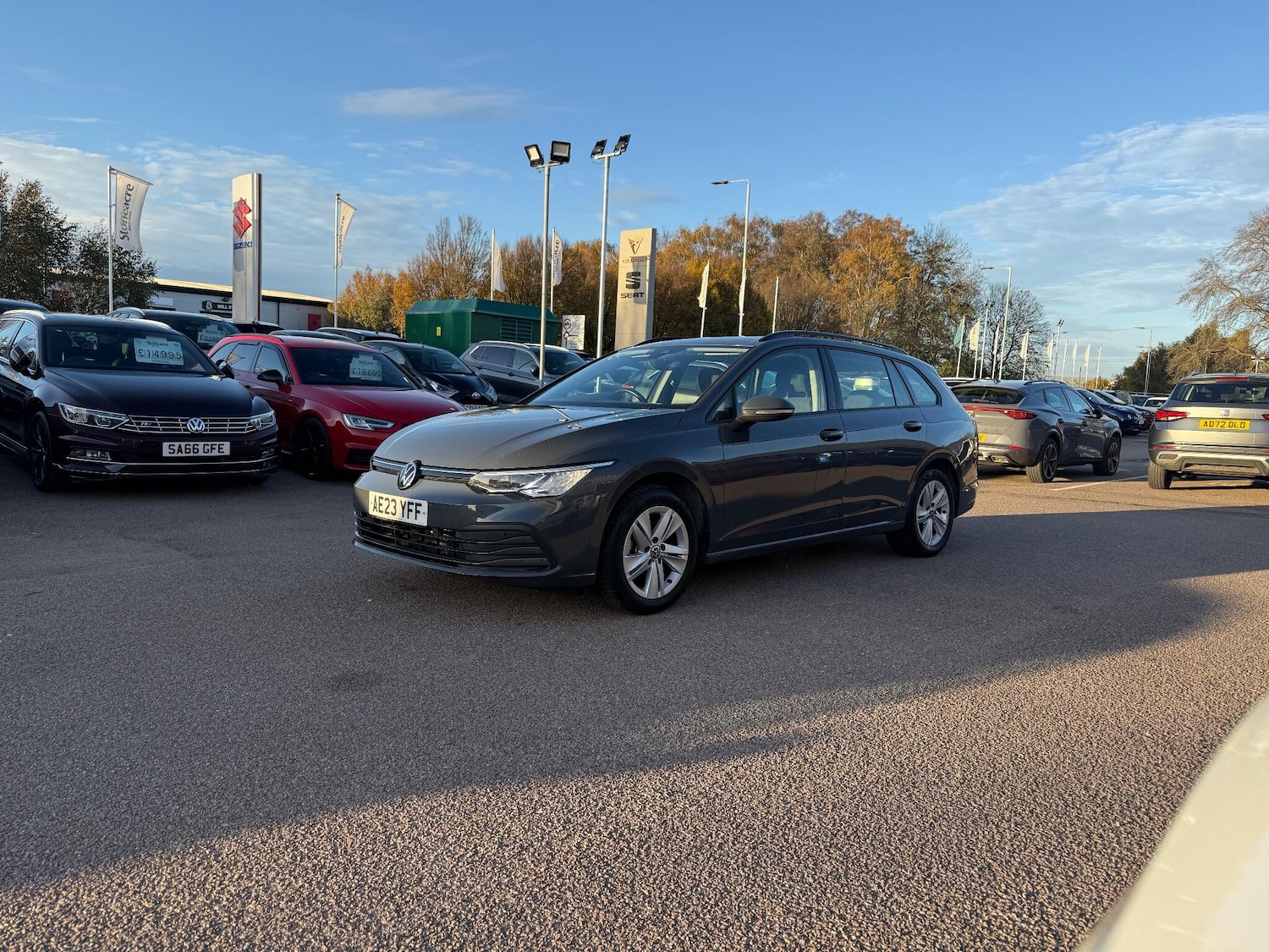 Used Volkswagen Golf 2023 for sale - 76527788: Photo 5