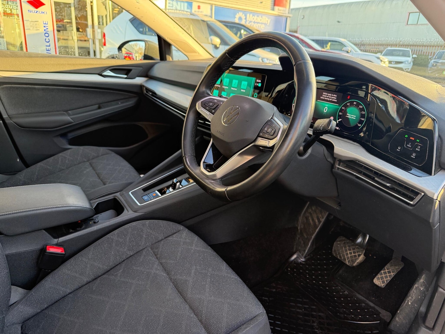 Used Volkswagen Golf 2023 for sale - 76527788: Photo 8