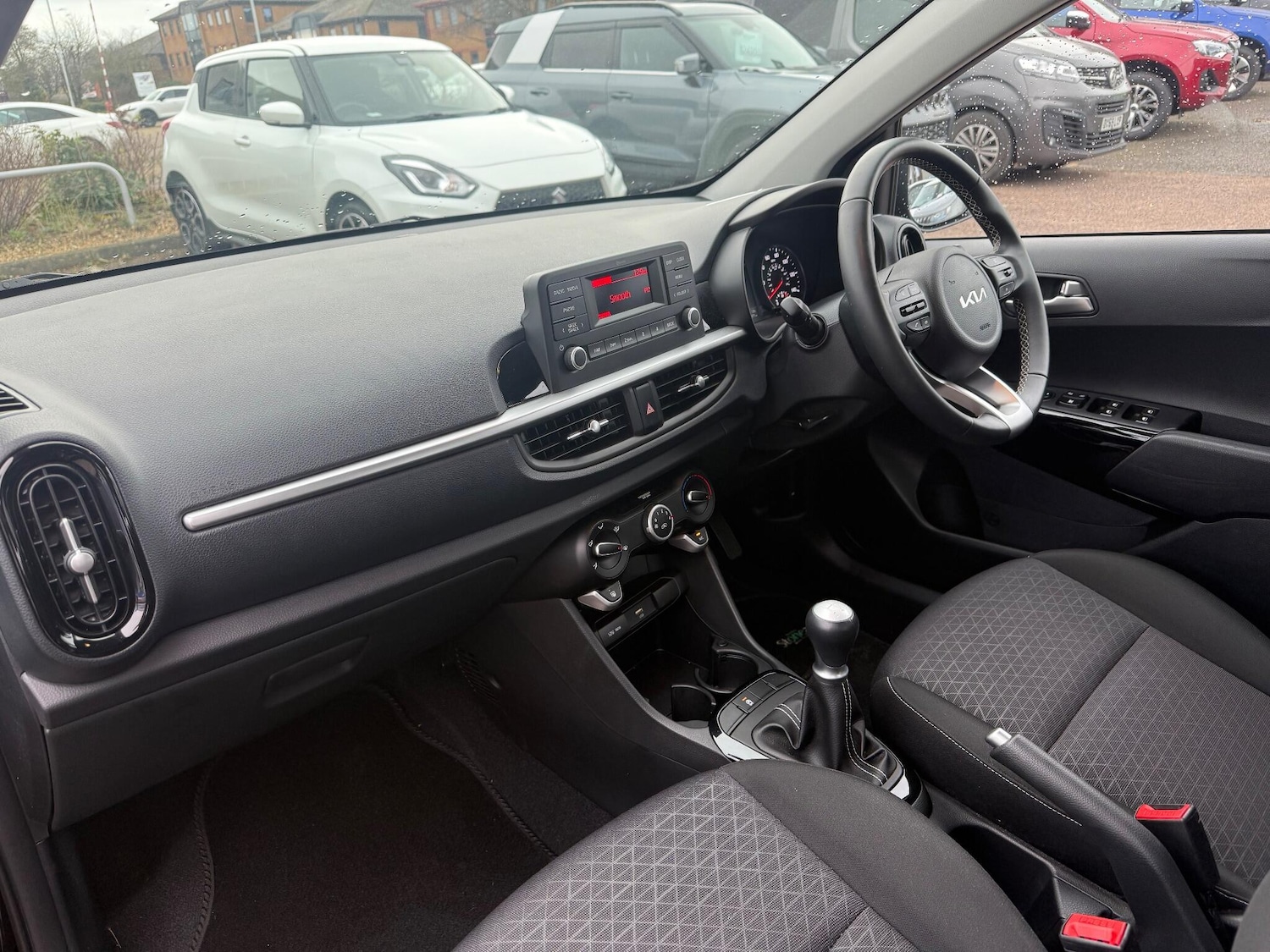 Used Kia Picanto 2024 for sale - 76936156: Photo 13