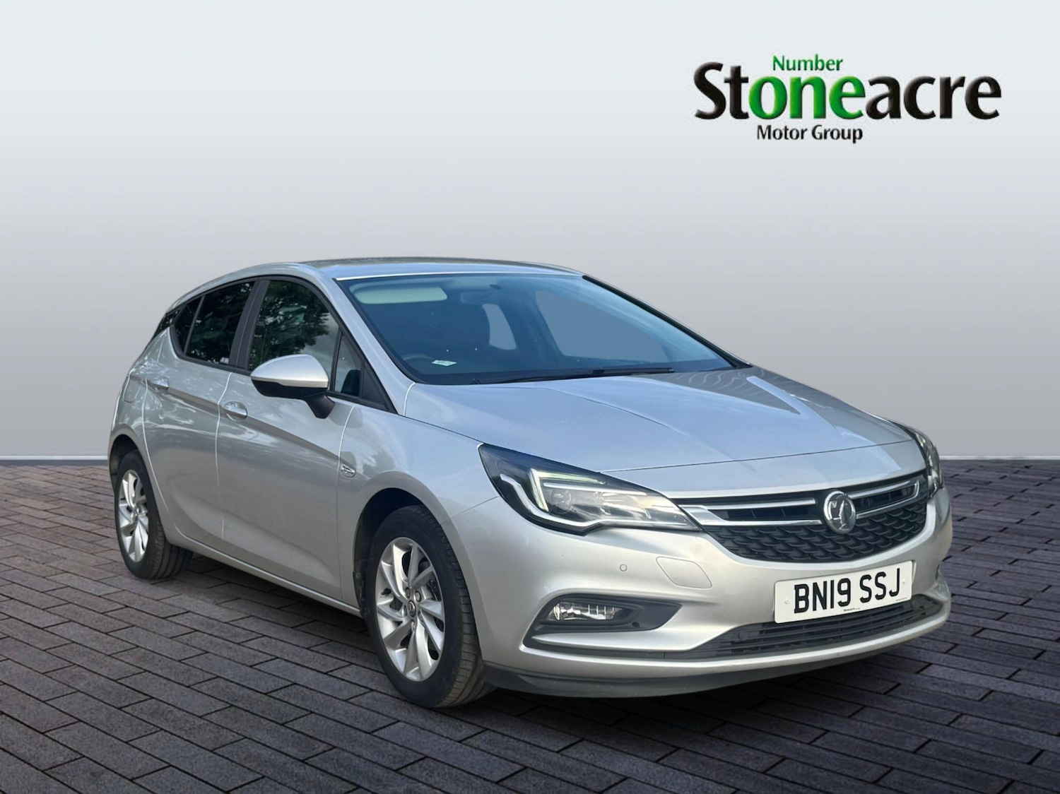 Used Vauxhall Astra 2019 for sale - 76200739: Photo 1