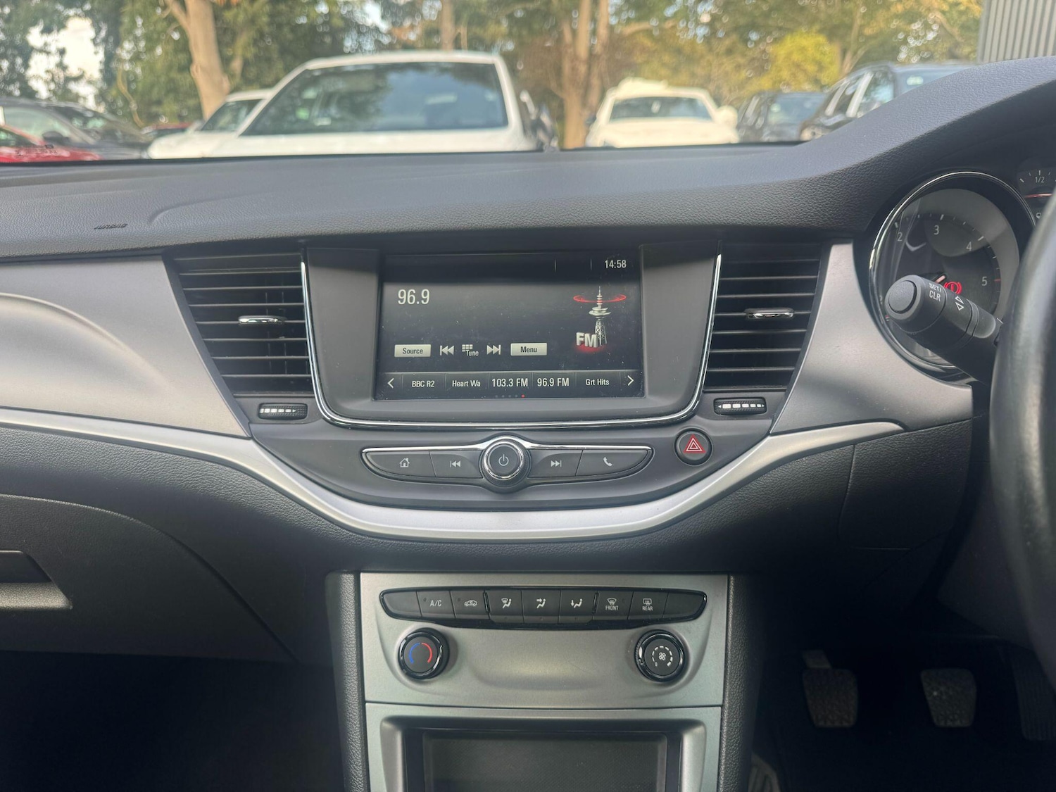 Used Vauxhall Astra 2019 for sale - 76200739: Photo 12