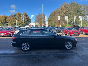 Used Audi A4 Avant 2020 for sale - 76377422: Photo