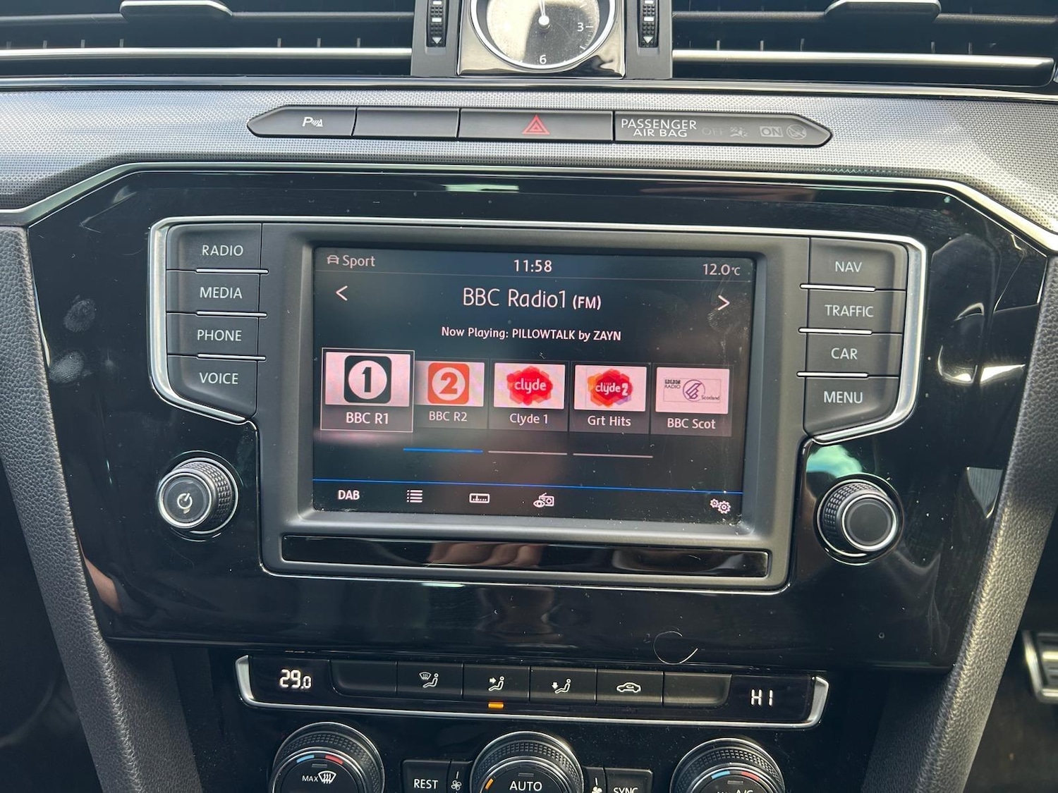 Used Volkswagen Passat 2016 for sale - 76528064: Photo 22