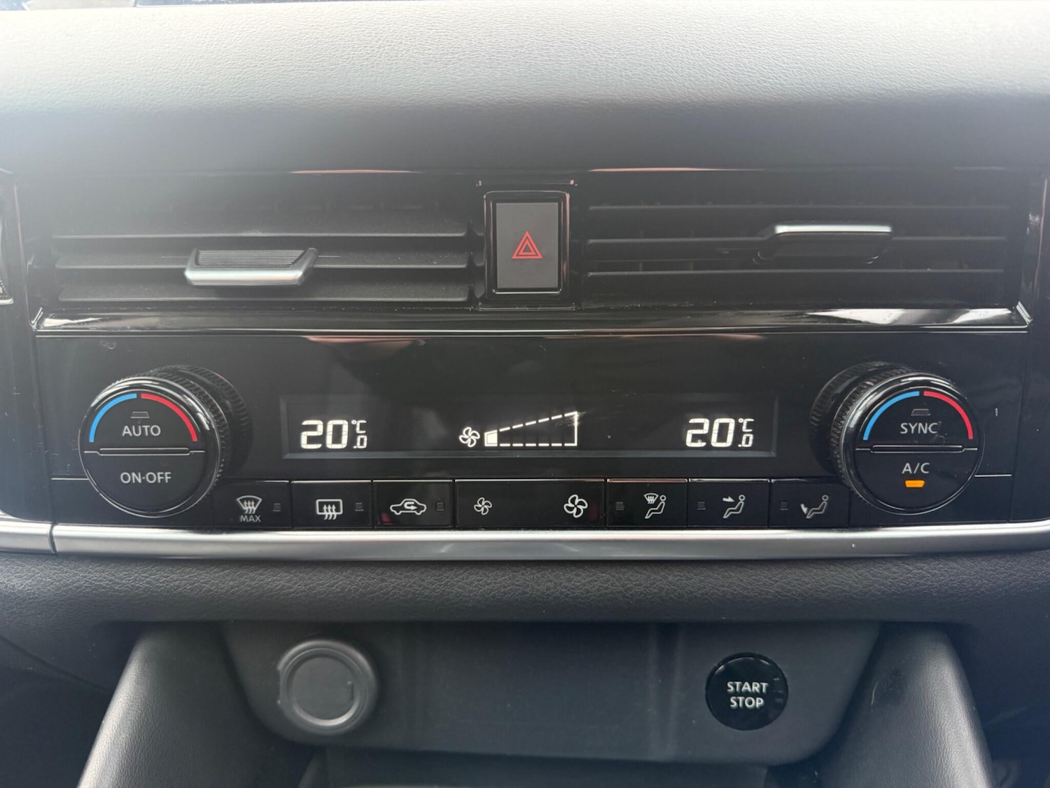 Used Nissan Qashqai 2022 for sale - 77496792: Photo 27