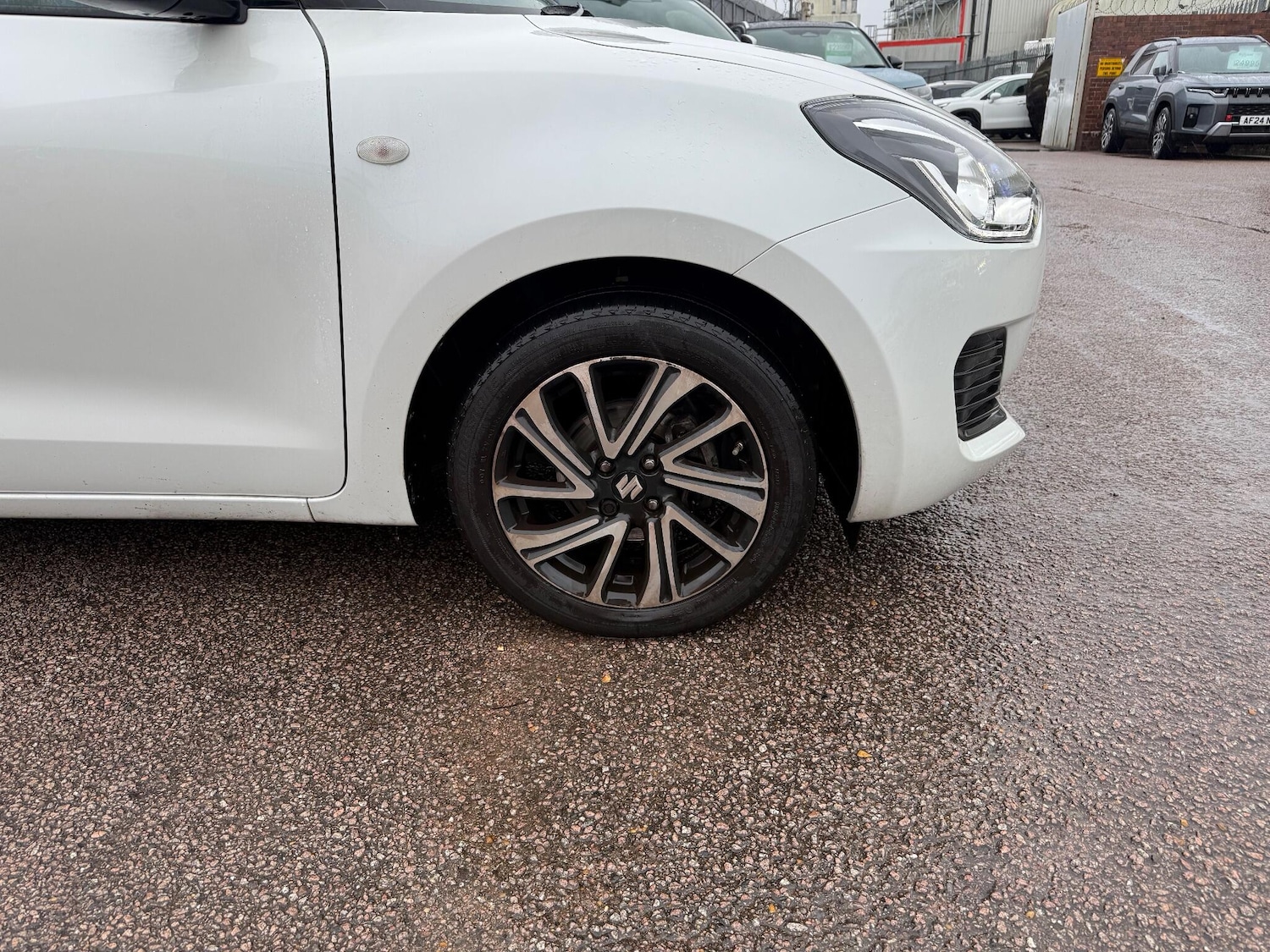 Used Suzuki Swift 2021 for sale - 76585448: Photo 11