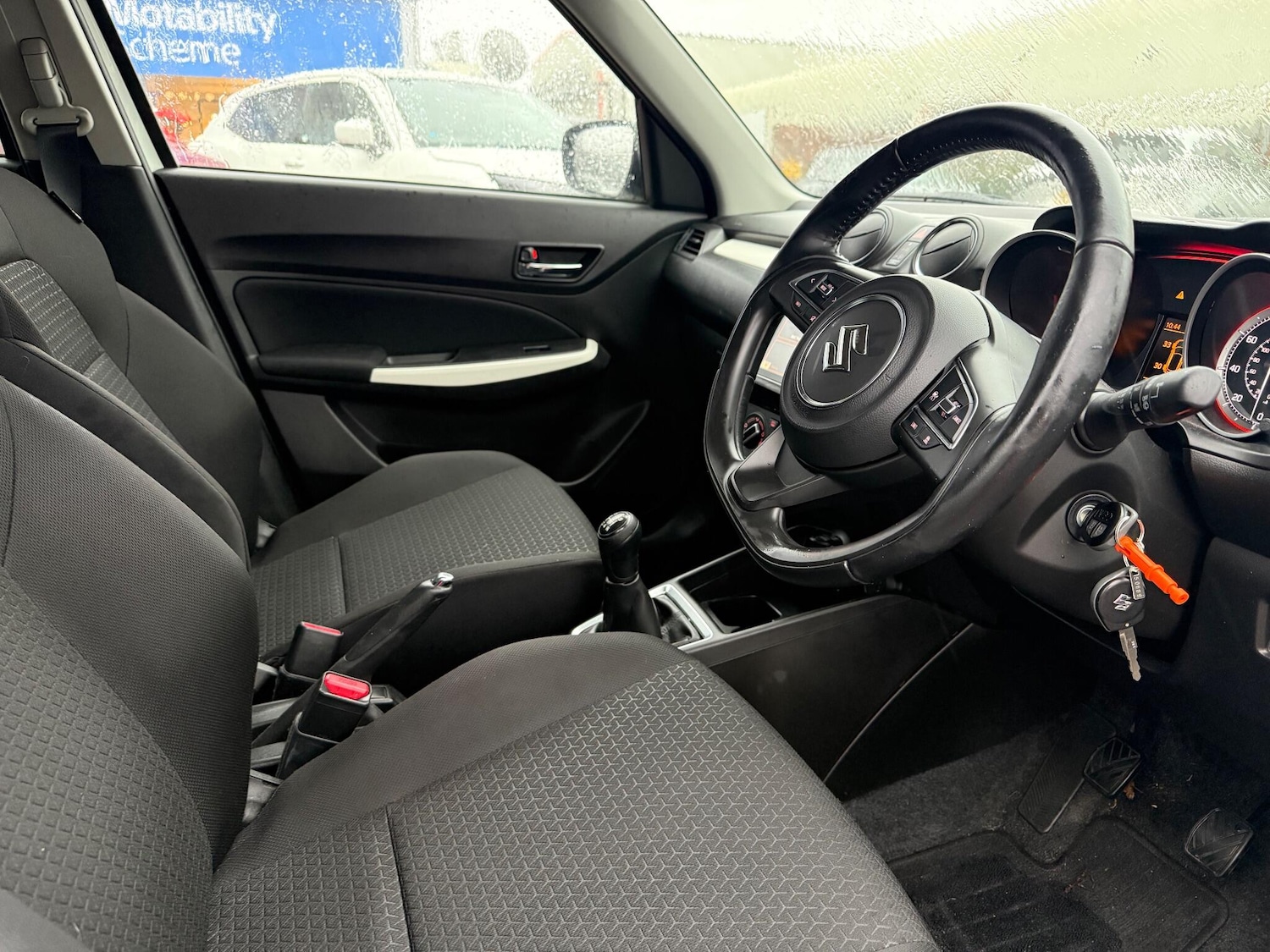 Used Suzuki Swift 2021 for sale - 76585448: Photo 16