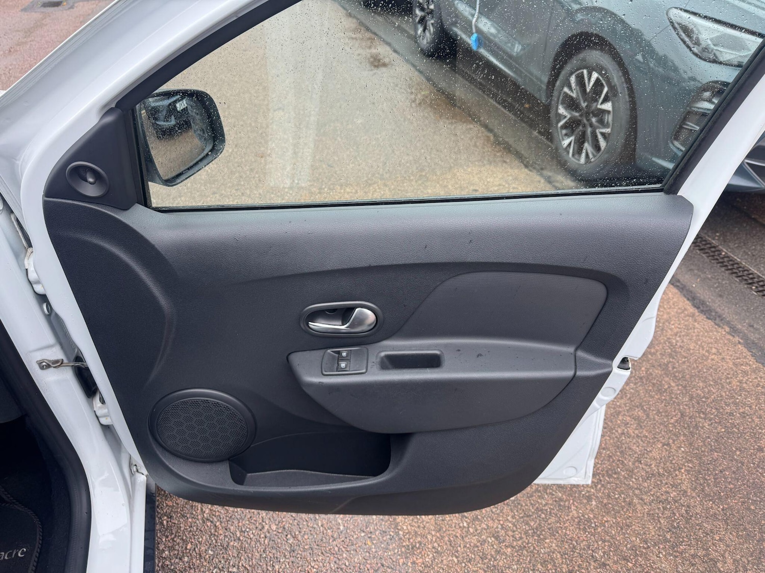 Used Dacia Sandero for sale - 76446881: Photo 10