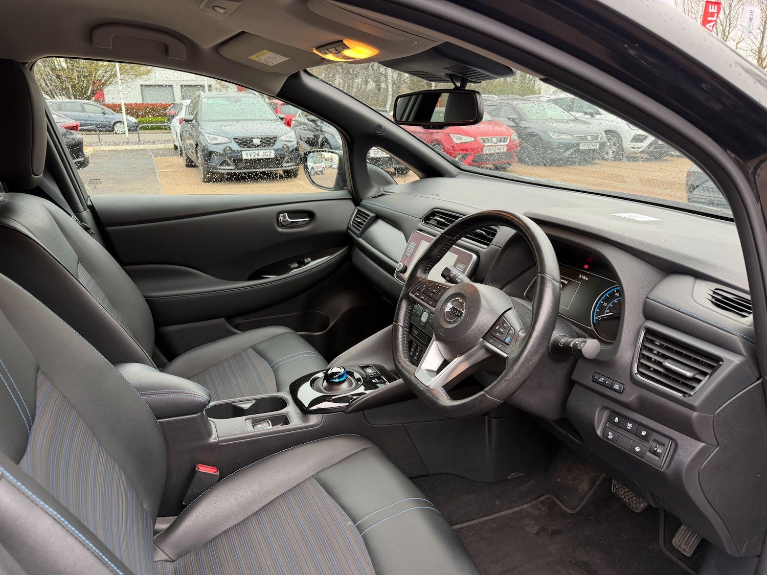 Used Nissan Leaf 2020 for sale - 78100324: Photo 10