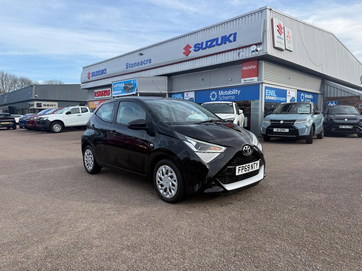 Used Toyota AYGO for sale - 76527950: Photo 1