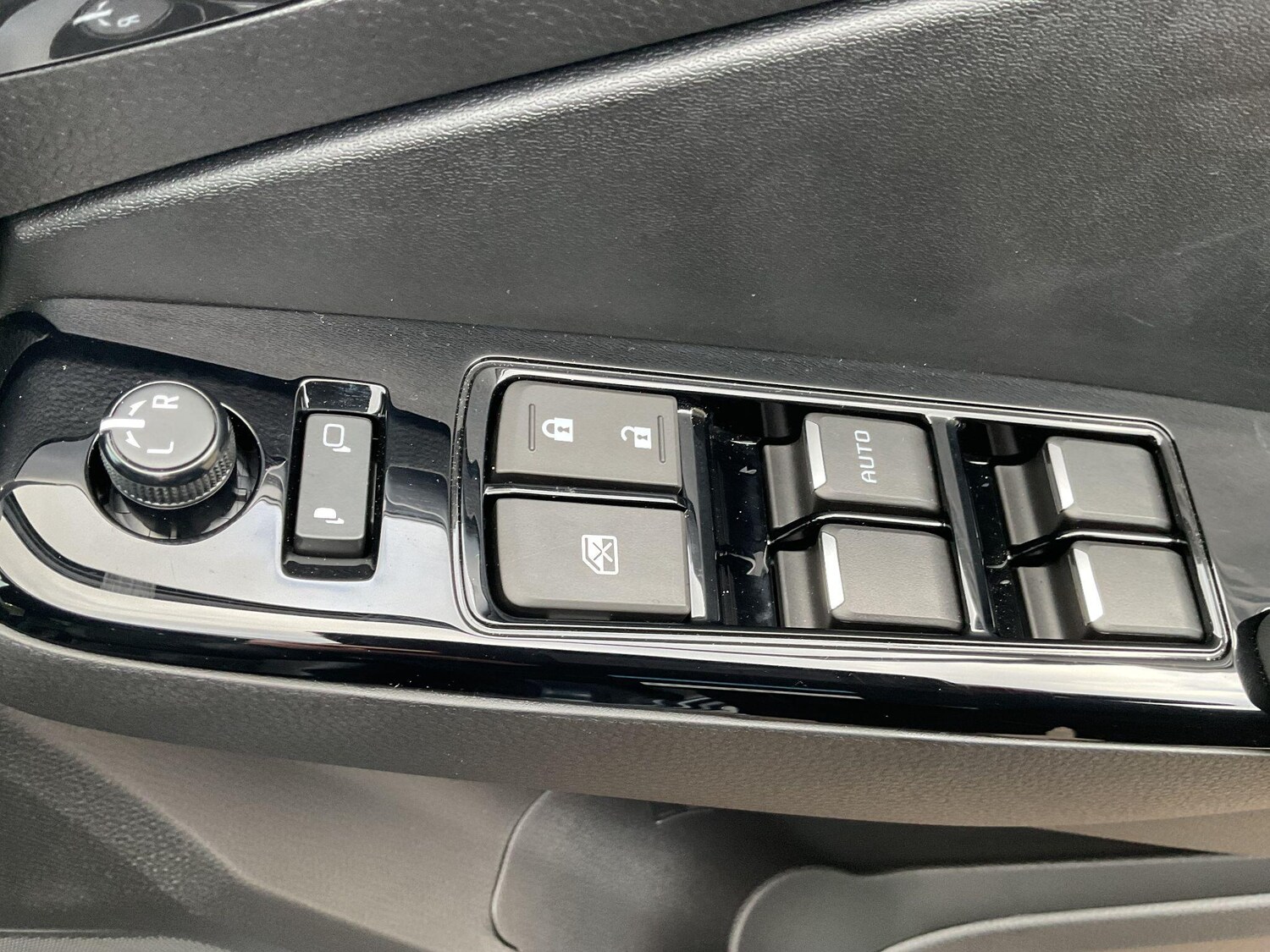 Used Isuzu D-Max 2025 for sale - 77538670: Photo 11