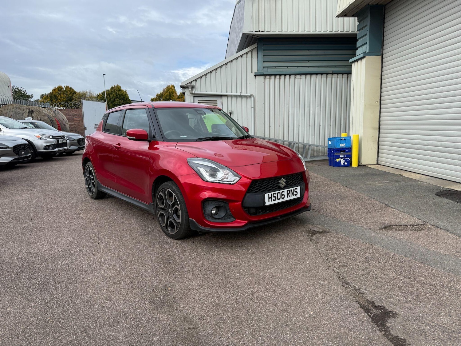 Used Suzuki Swift 2020 for sale - 76201051: Photo 1