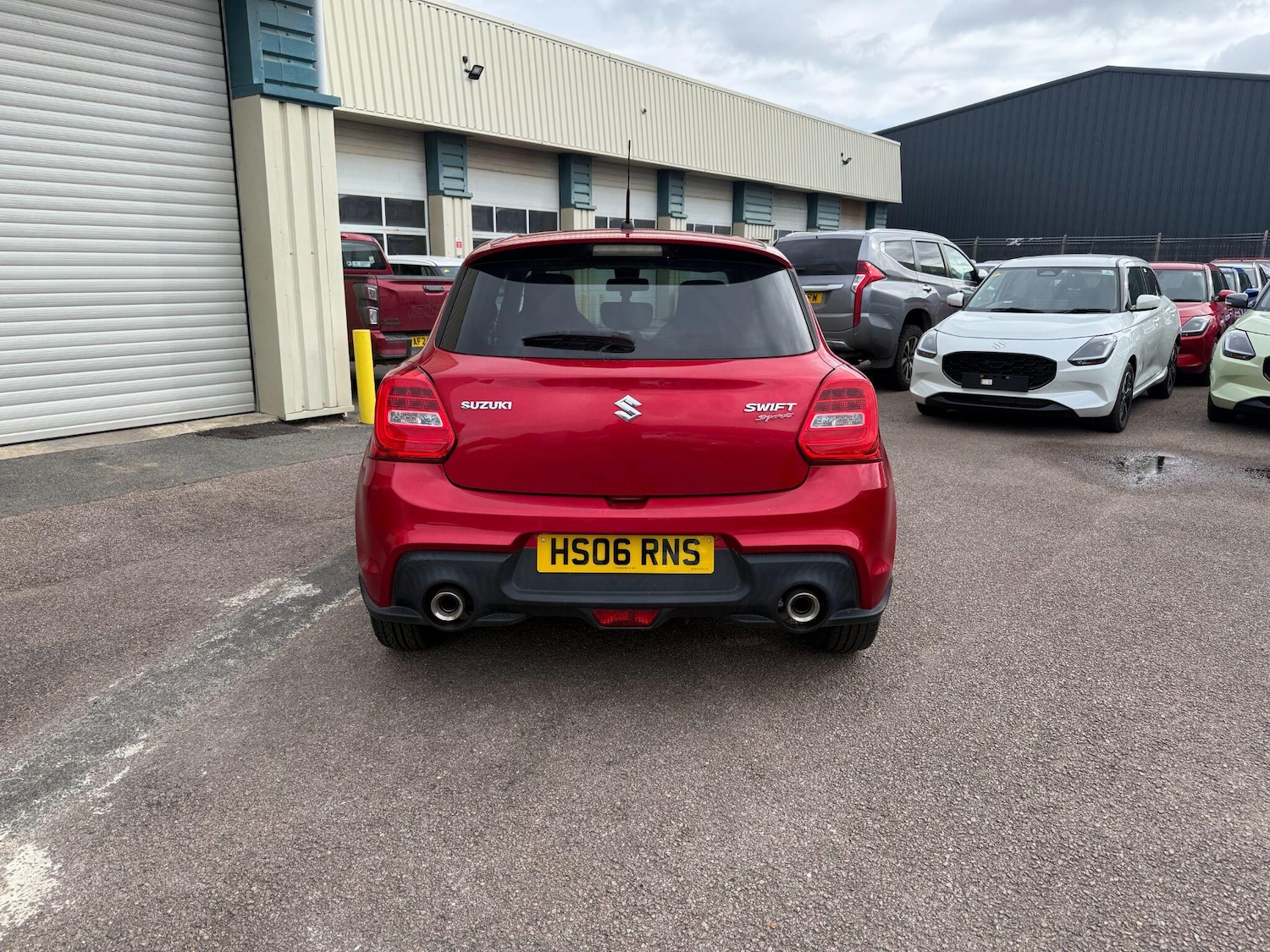 Used Suzuki Swift 2020 for sale - 76201051: Photo 4