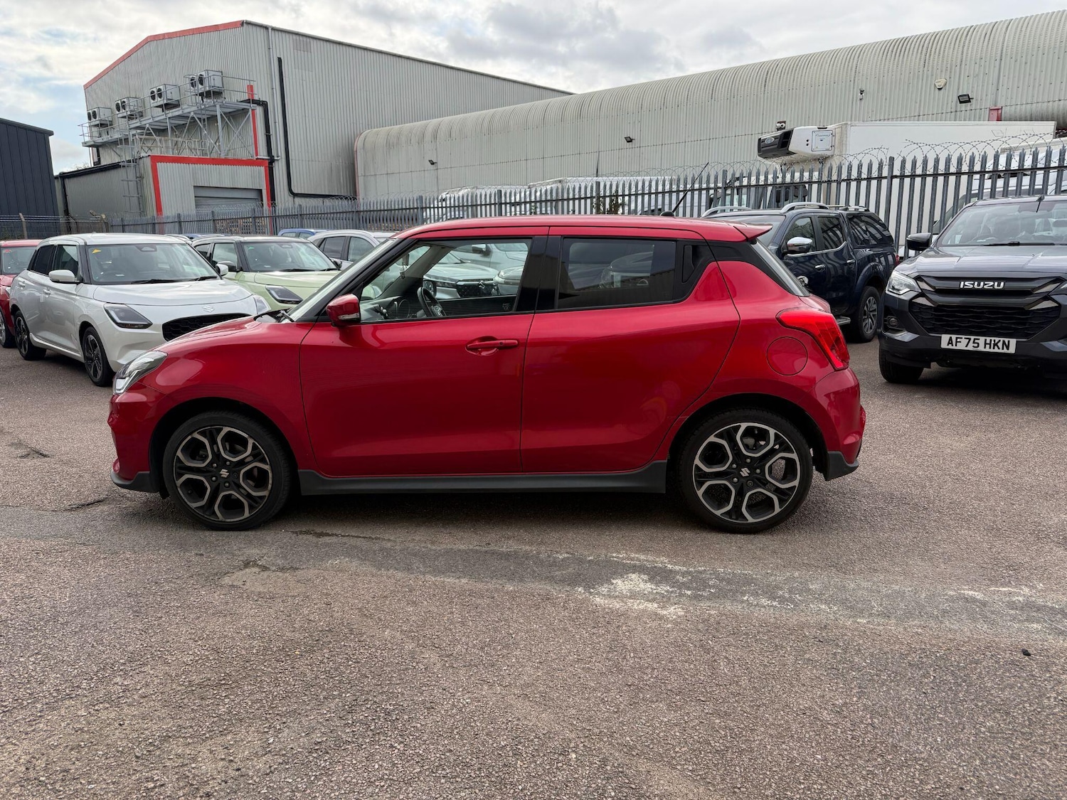 Used Suzuki Swift 2020 for sale - 76201051: Photo 6