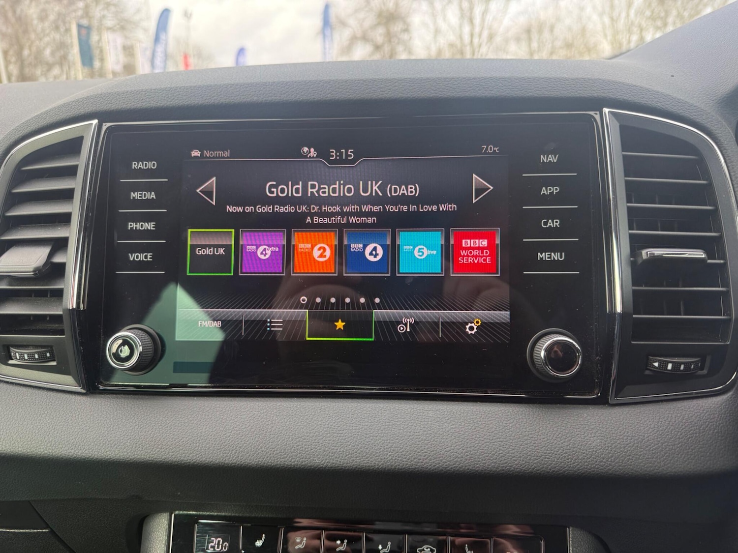 Used Skoda Karoq 2023 for sale - 77882808: Photo 15