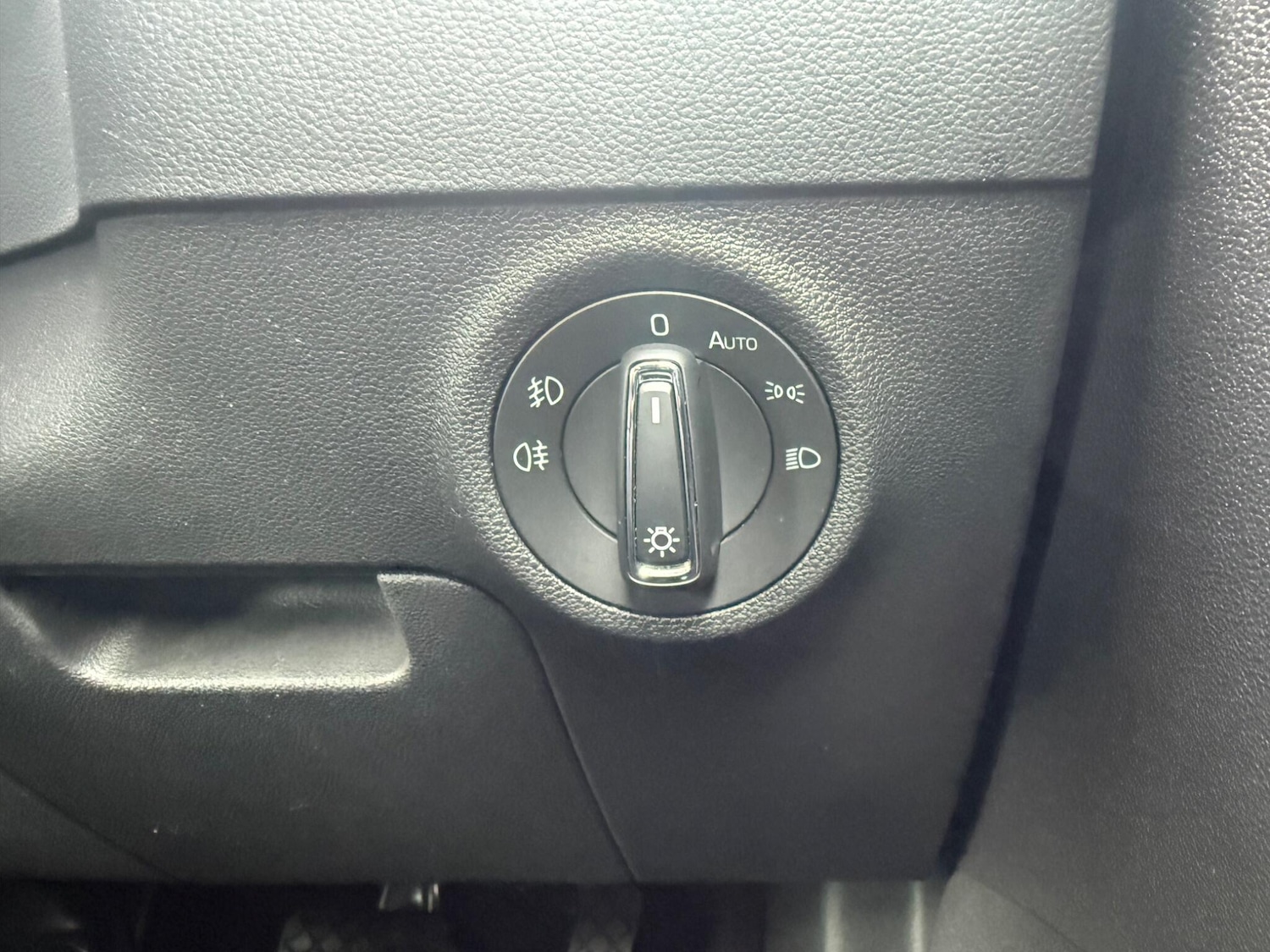 Used Skoda Karoq 2023 for sale - 77882808: Photo 21