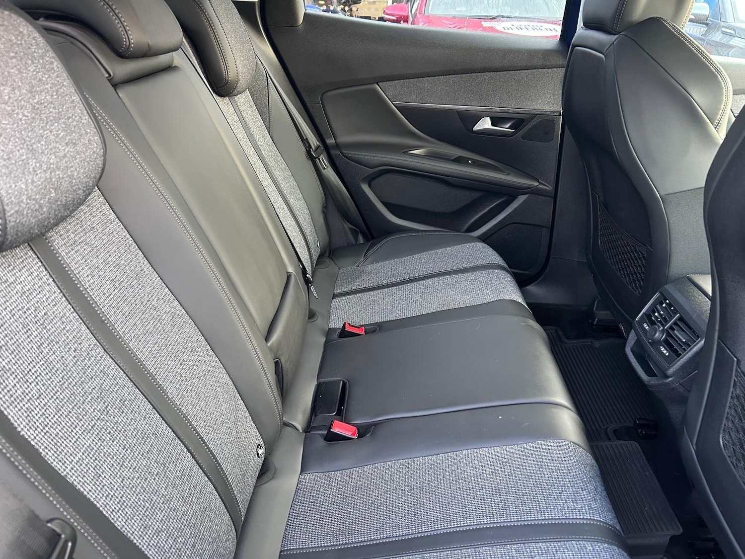 Used Peugeot 3008 2018 for sale - 77097600: Photo 19