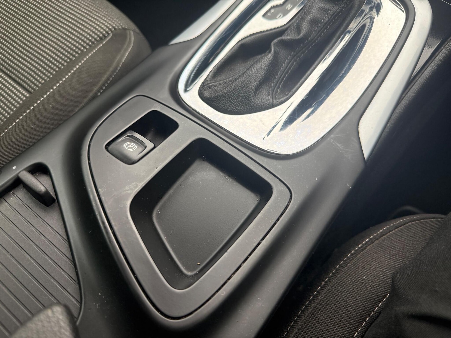 Used Vauxhall Insignia 2015 for sale - 76498748: Photo 24