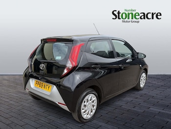 Used Toyota AYGO 2019 for sale - 78947381: Photo