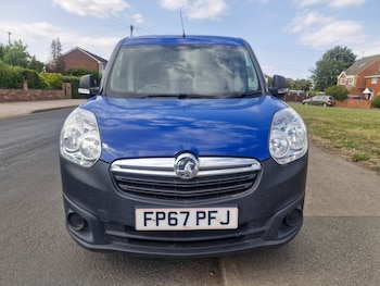 Used Vauxhall Combo 2018 for sale - 75536828: Photo