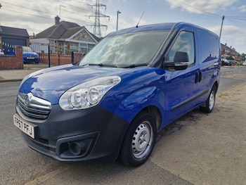 Used Vauxhall Combo 2018 for sale - 75536828: Photo