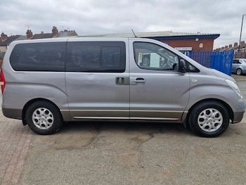 Used Hyundai i800 2011 for sale - 76220727: Photo 3