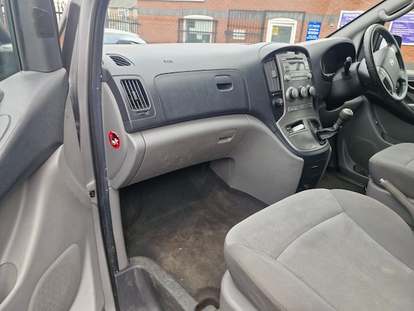 Used Hyundai i800 2011 for sale - 76220727: Photo 8