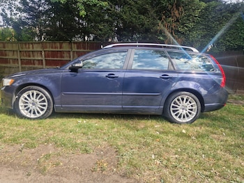 Used Volvo V50 2012 for sale - 75556062: Photo