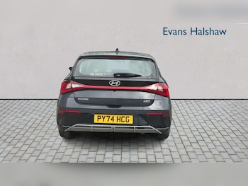 Used Hyundai i20 2025 for sale - 79051722: Photo