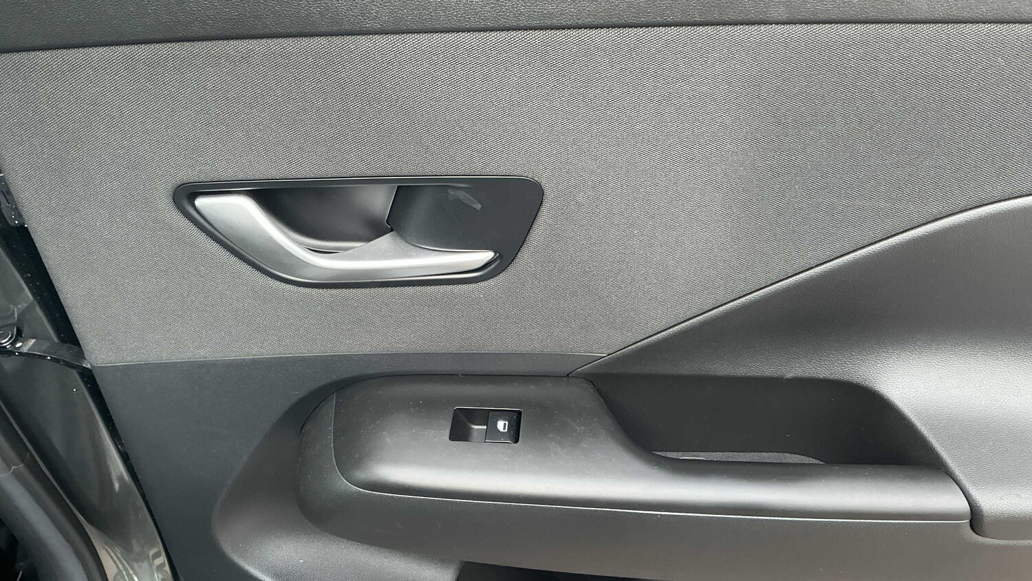 Used Hyundai KONA for sale - 77860326: Photo 29