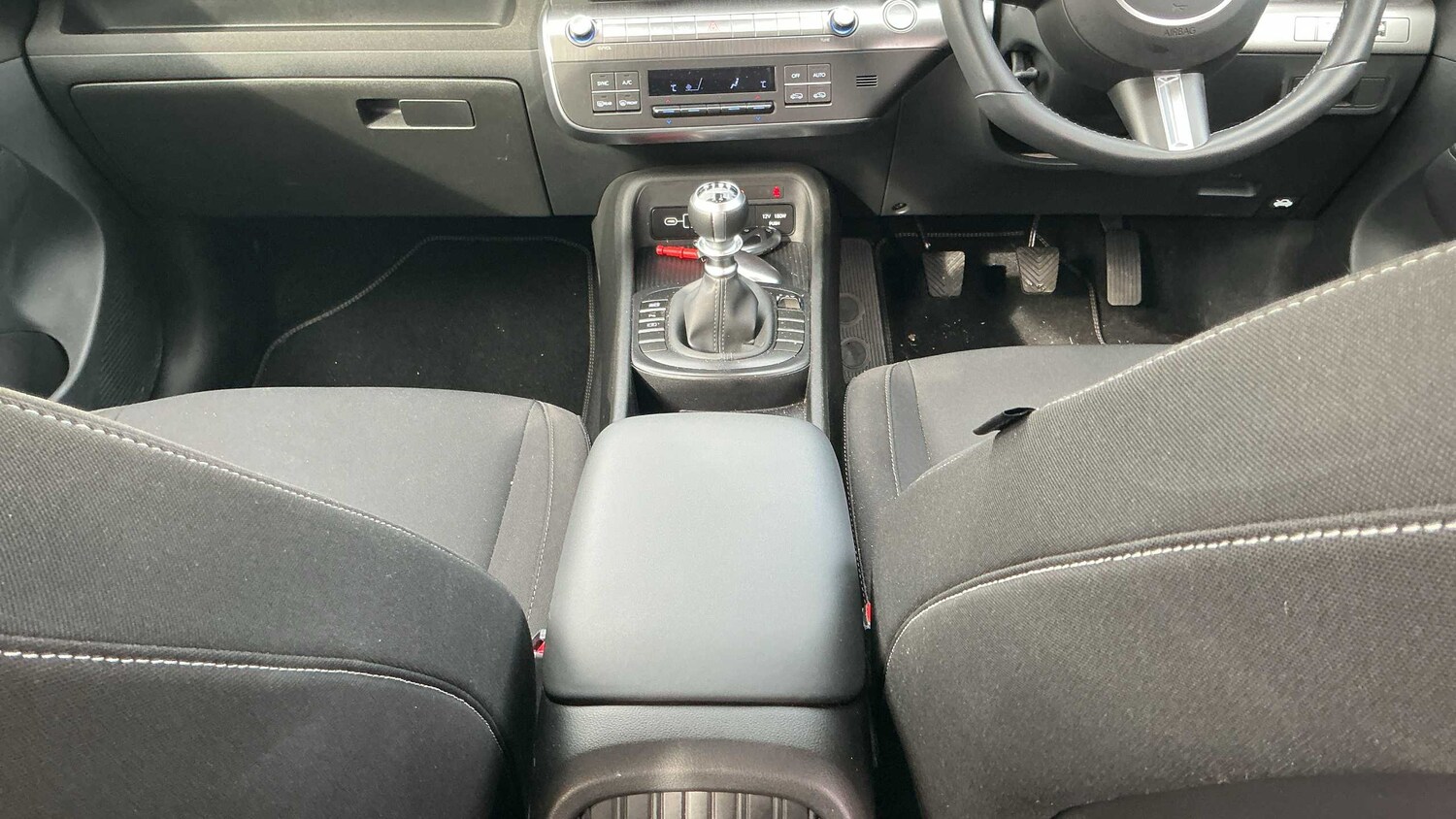 Used Hyundai KONA for sale - 77860326: Photo 32