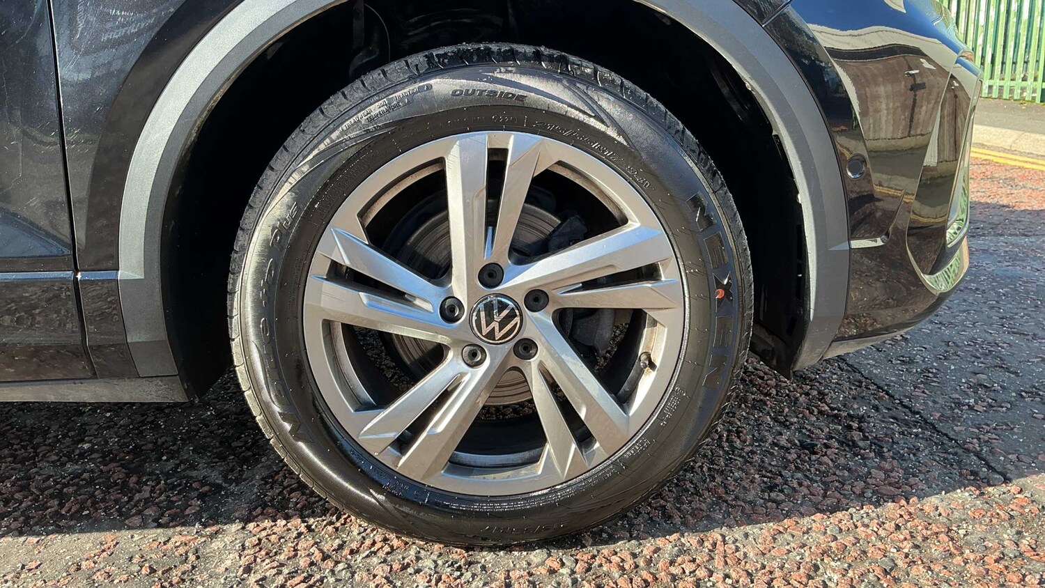 Used Volkswagen T-Roc for sale - 77858703: Photo 9